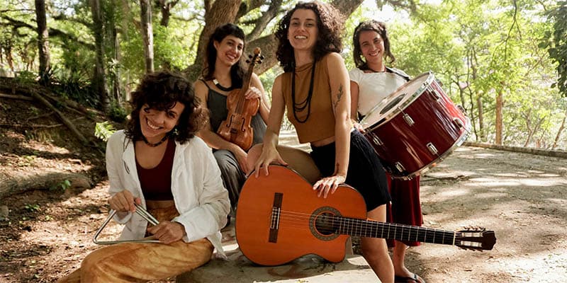 Pé de Manacá — apresenta o show Pra Raiar