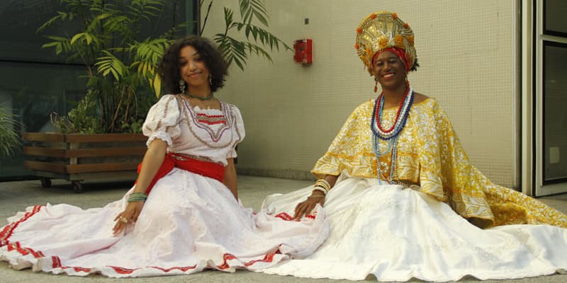 Maracatu Nação Kambinda do Teatro Popular Solano Trindade