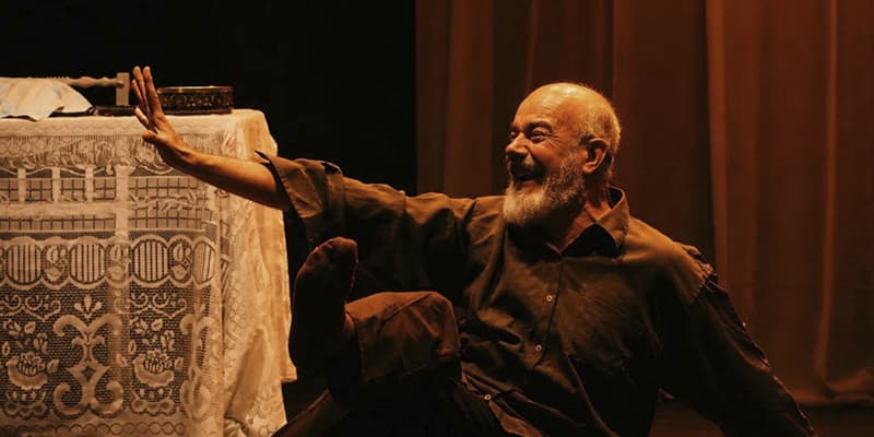 O Aposentado — com Arô Ribeiro