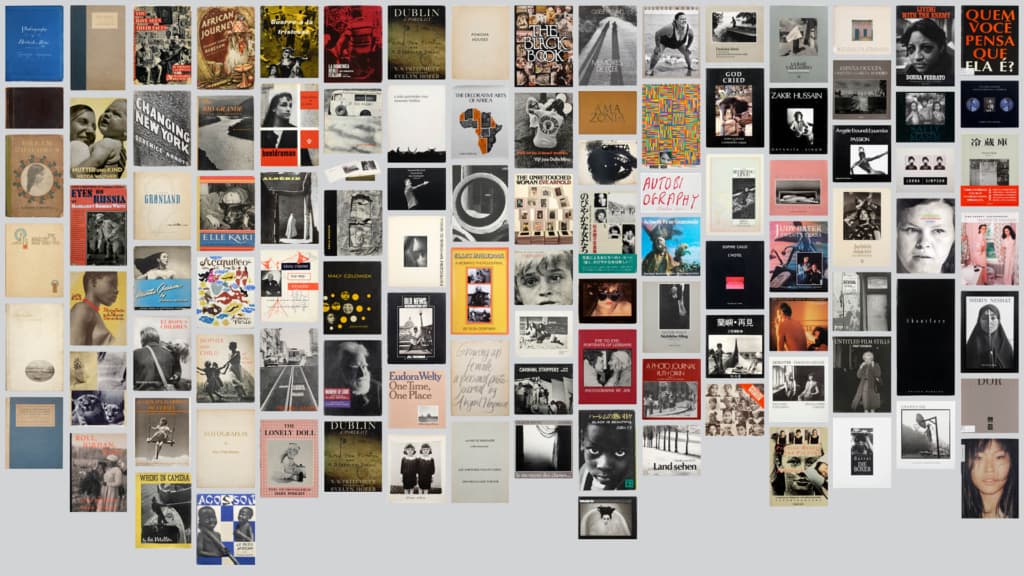 O que elas viram: fotolivros históricos de mulheres, 1843-1999