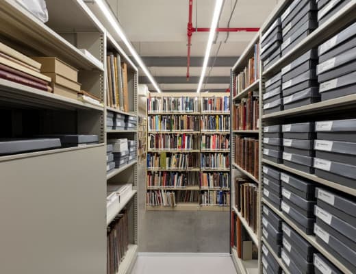 Acervo Adentro II: uma imersão nos bastidores da Biblioteca de Artes Visuais