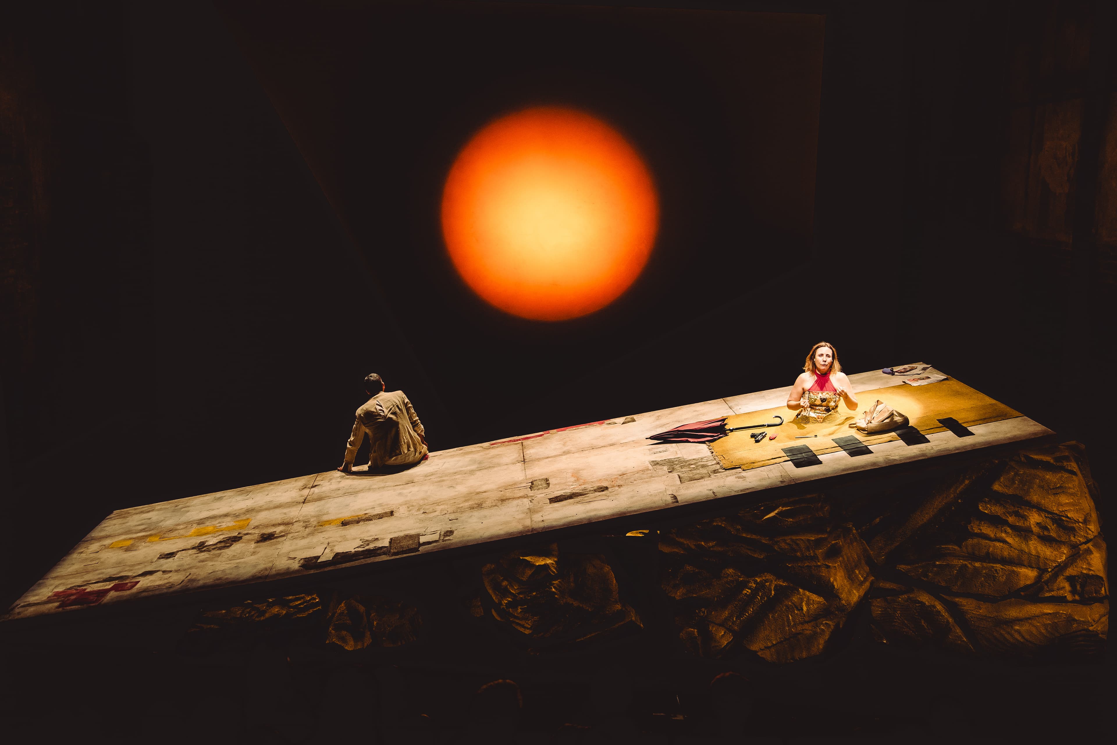 Dias Felizes — Armazém Companhia de Teatro