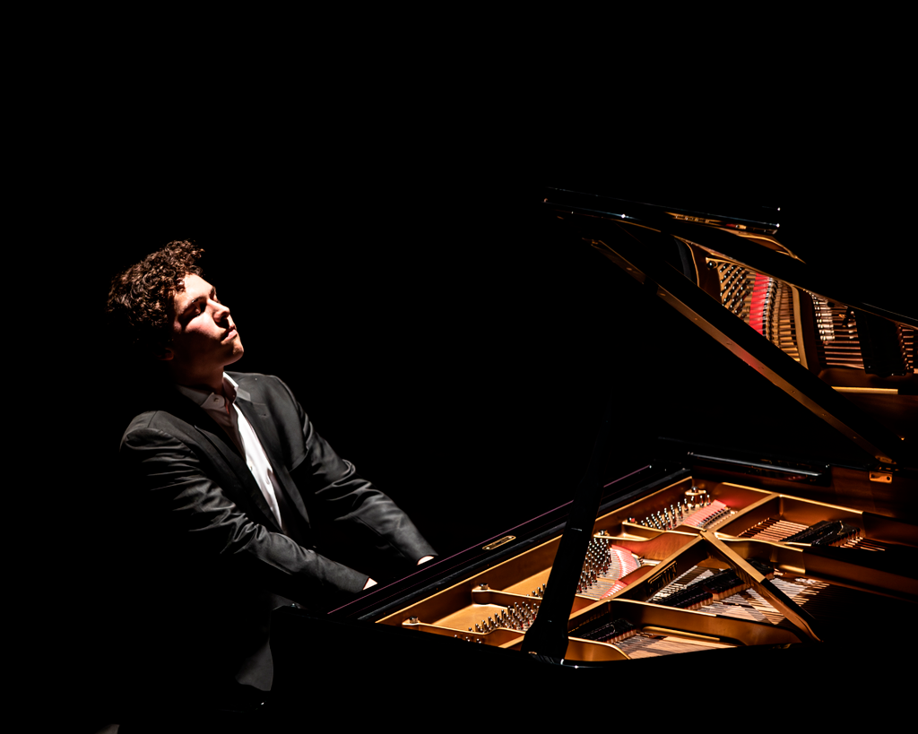 Nikola Meeuwsen