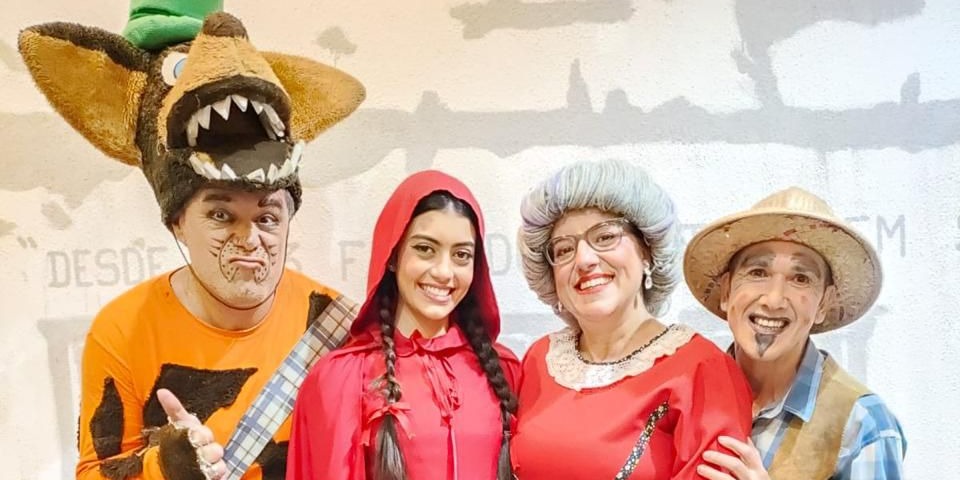 Chapeuzinho Vermelho e o Lobo