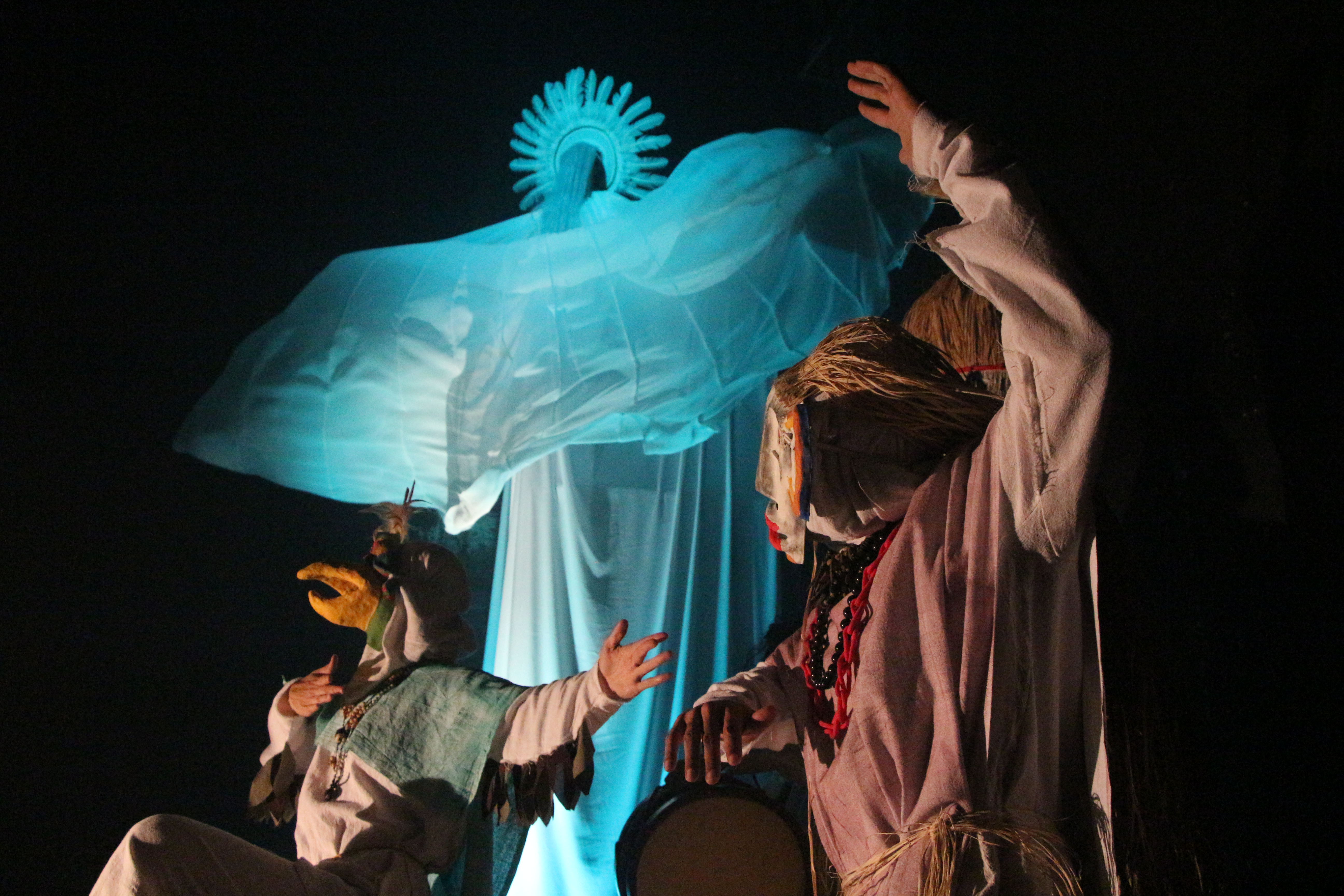 Cortejo Encantado — com Refinaria Teatral