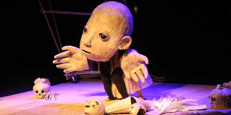 Poema — com Mevitevendo. Teatro